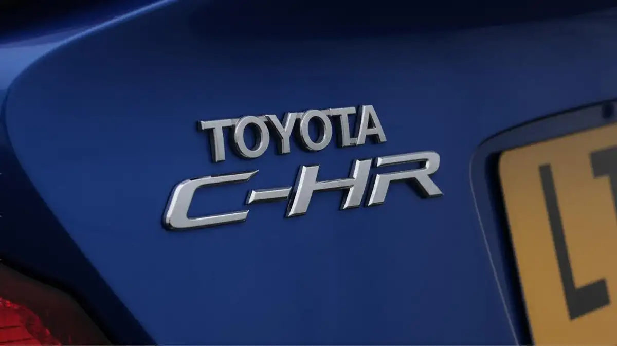 2022-toyota-c-hr-18-vvt-i-icon-big-20
