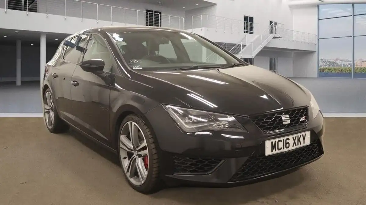 2016-seat-leon-20-tsi-cupra-290-hatchback-5d-big-4