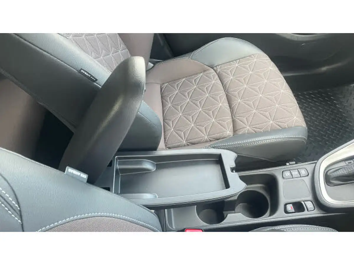2024-toyota-yaris-cross-15-vvt-i-excel-awd-i-big-38