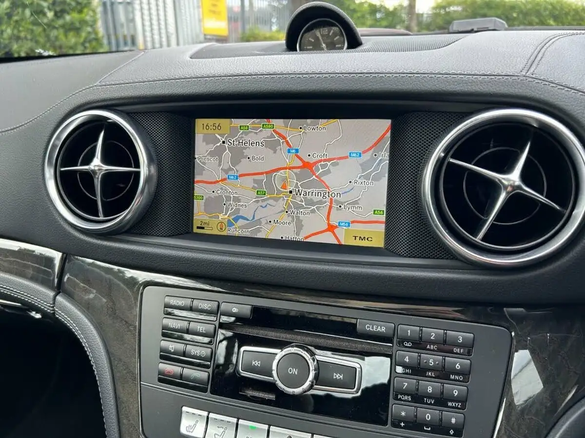 2012-mercedes-benz-sl-class-55-sl63-amg-big-26