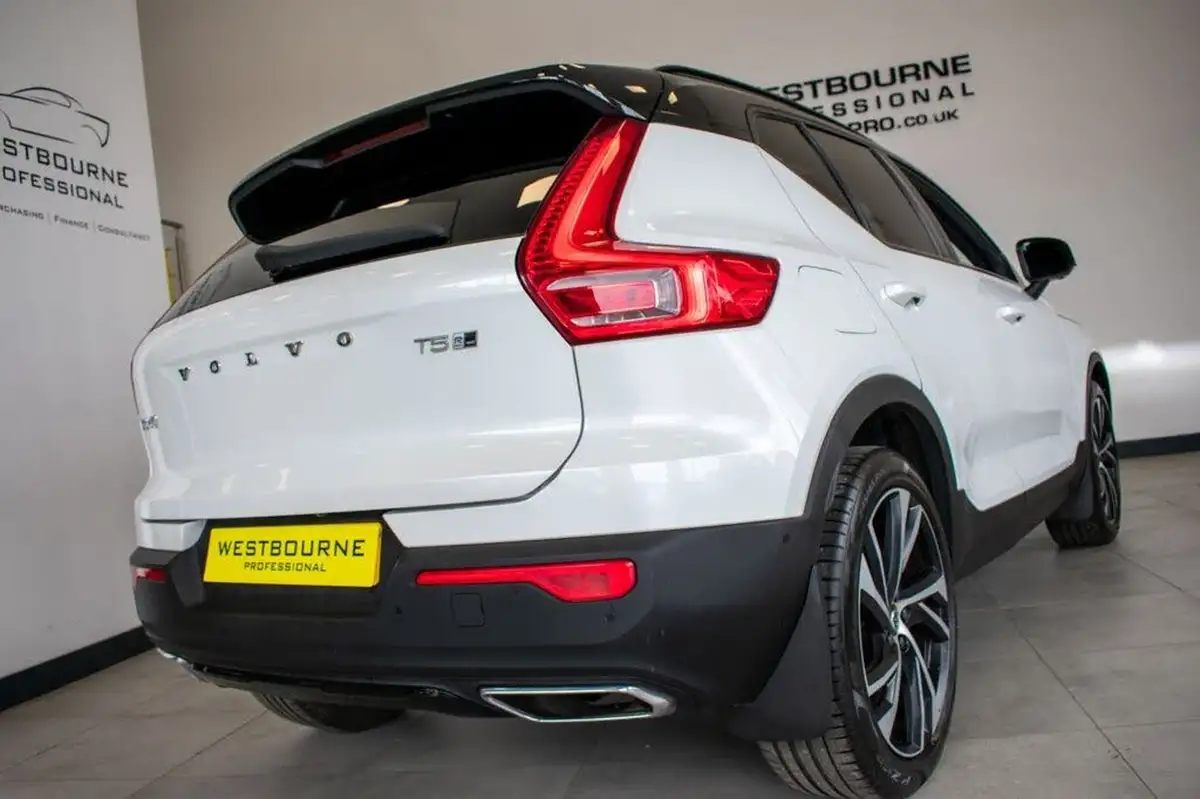 2018-volvo-xc40-20-t5-first-edition-big-38