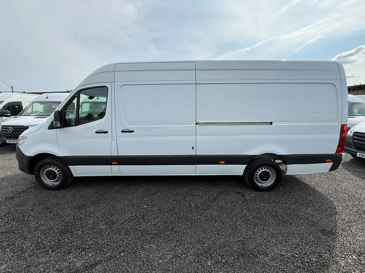 2021-mercedes-benz-sprinter-20cdi-315-l1h1-progressive-150pseu6dt-panel-rwd-eco-gear-360-big-9