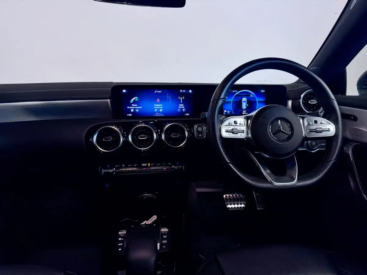 2022-mercedes-benz-cla-13-cla-200-amg-line-shooting-brake-5d-big-30