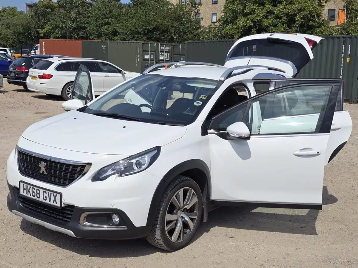 2019-peugeot-2008-suv-12-puretech-allure-110bhp-eat6-big-8