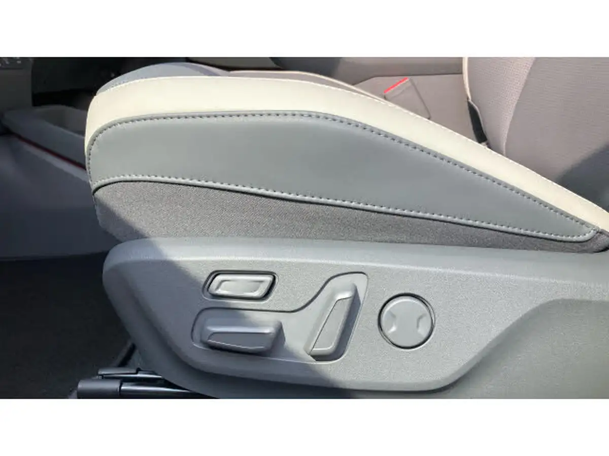 2025-kia-ev3-e-gt-line-s-big-25