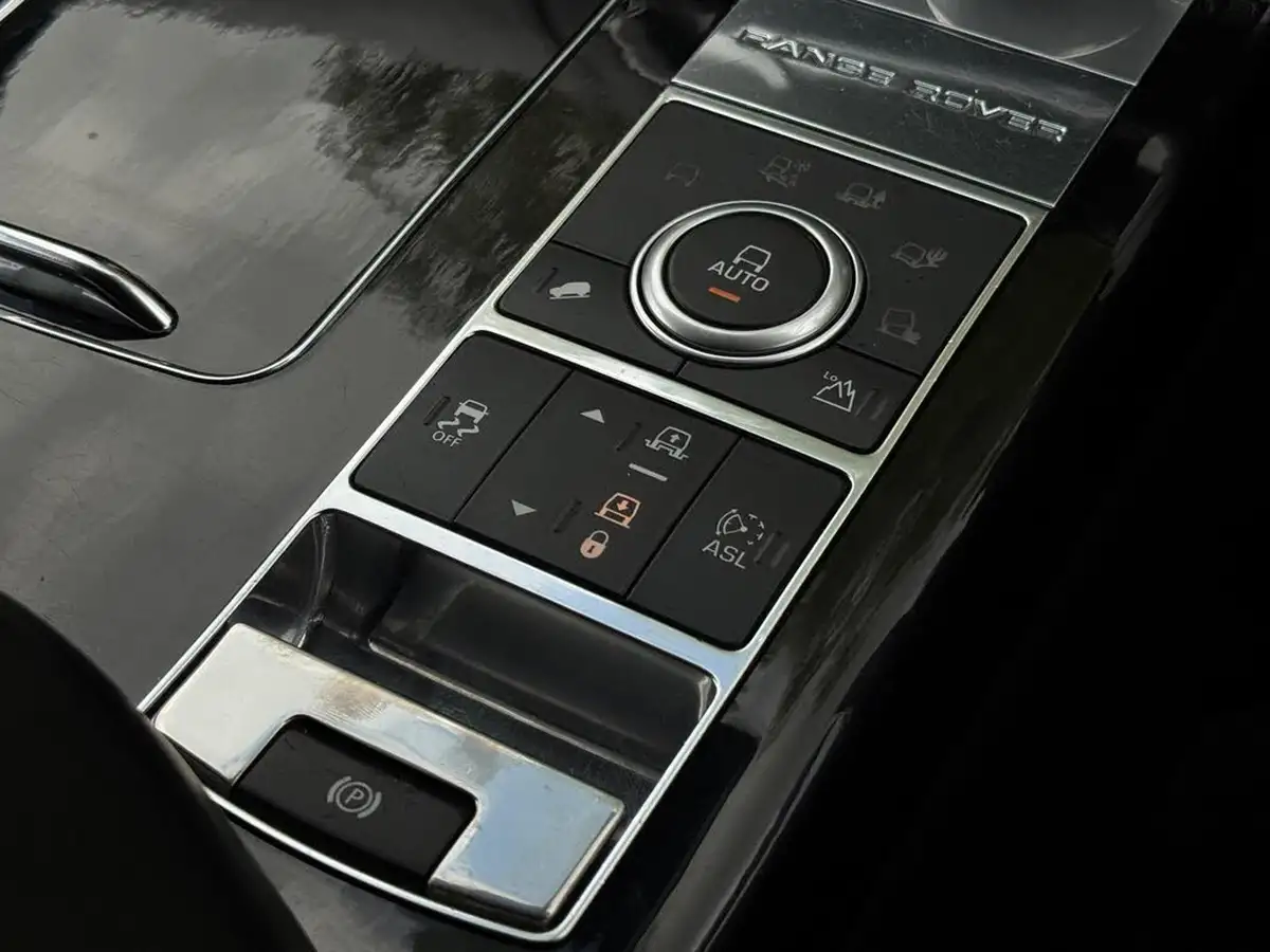 2013-land-rover-range-rover-44-sdv8-autobiography-big-41