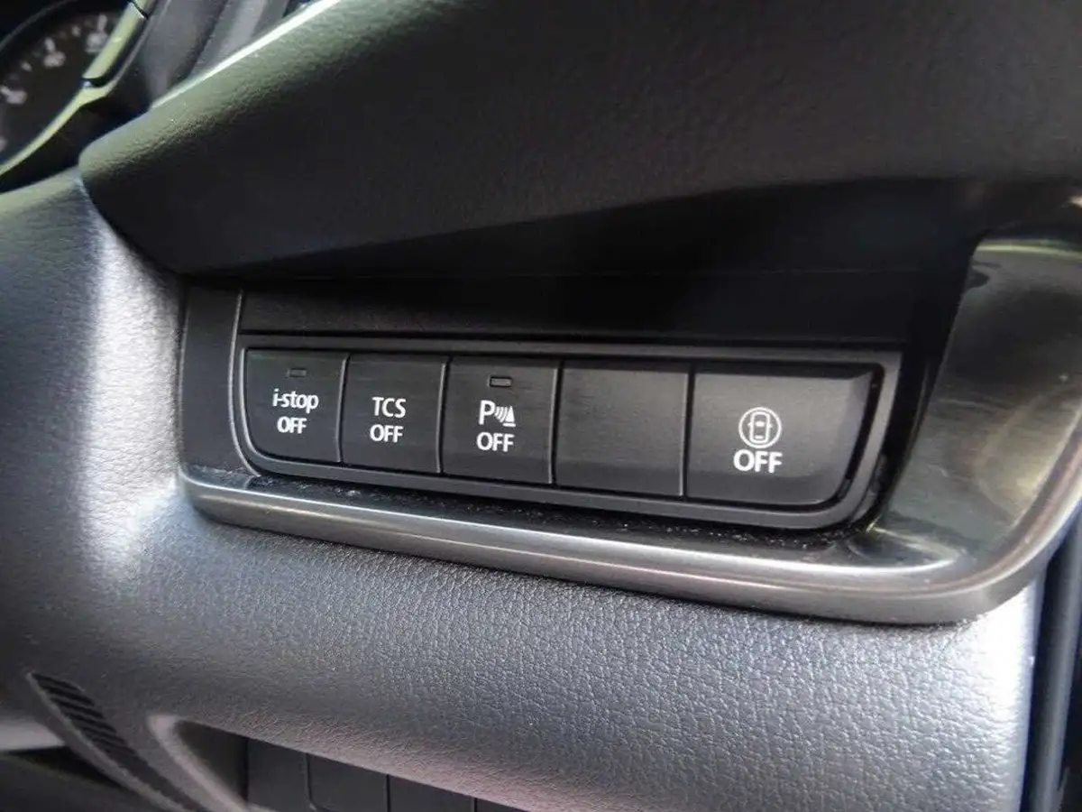 2022-mazda-cx-30-20-e-skyactiv-x-sport-lux-auto-big-32