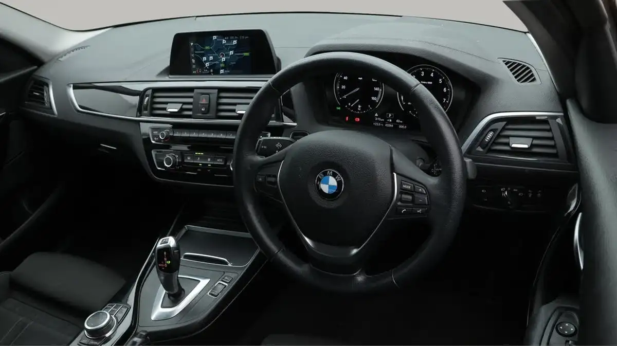 2018-bmw-1-series-15-118i-sport-5d-auto-big-9