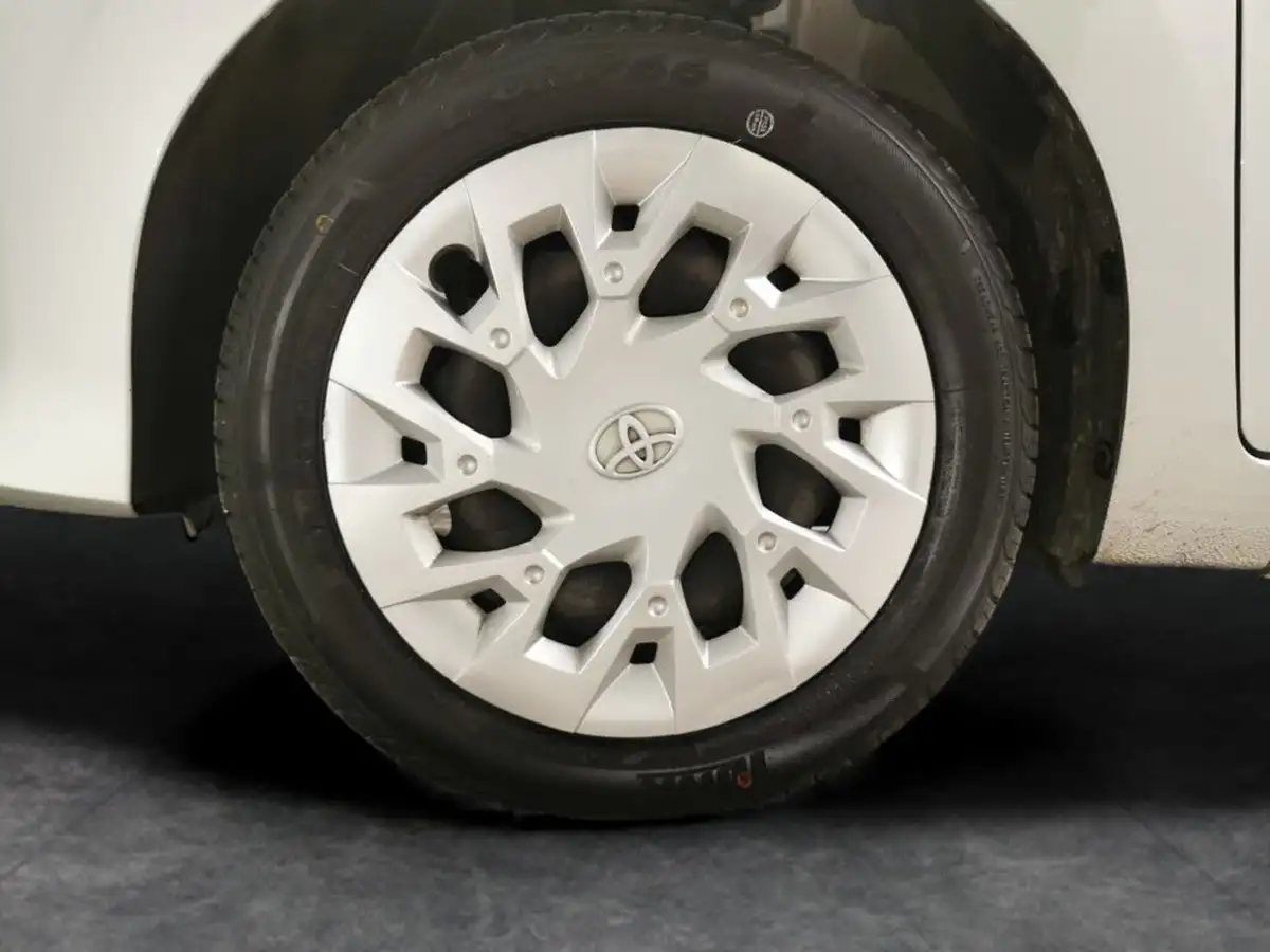 2020-toyota-aygo-10-vvt-i-x-play-big-26
