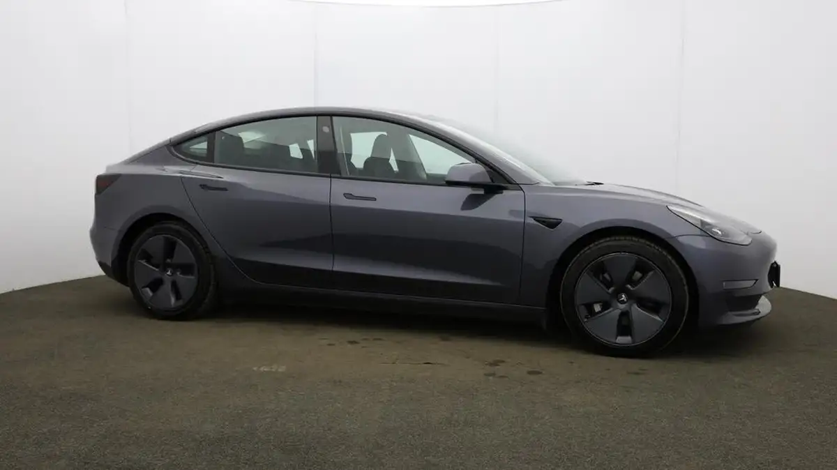 2021-tesla-model-3-e-long-range-4x4-big-52