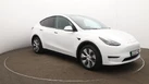 2023-tesla-model-y-e-long-range-small-43