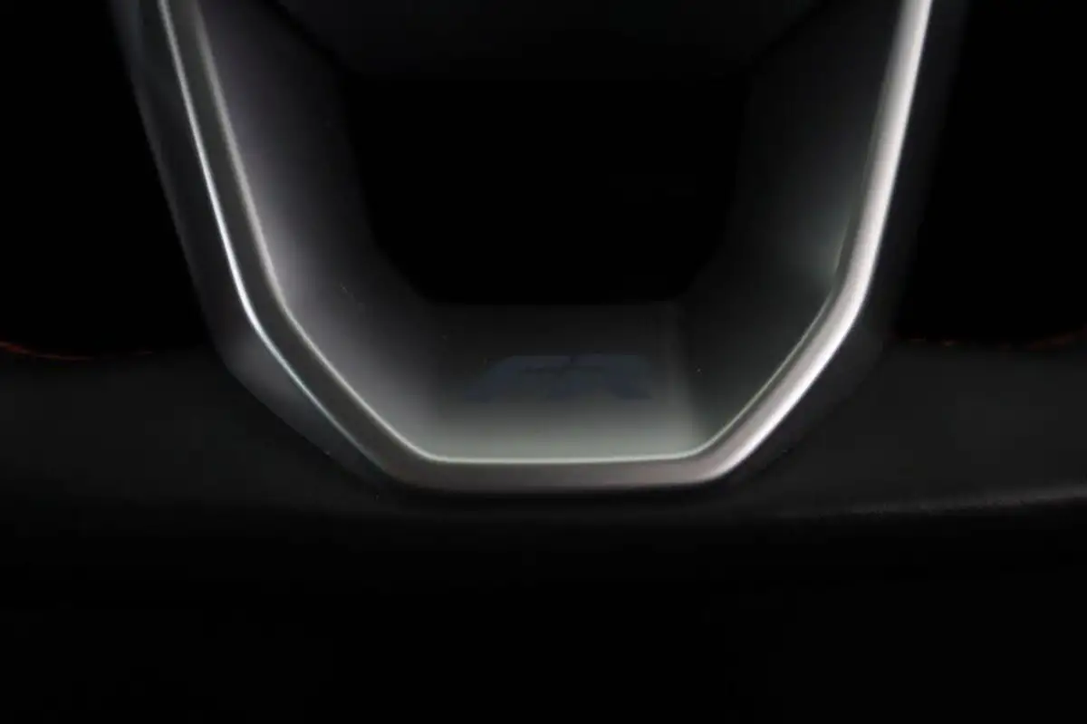 2021-seat-leon-15-etsi-fr-hatchback-big-52