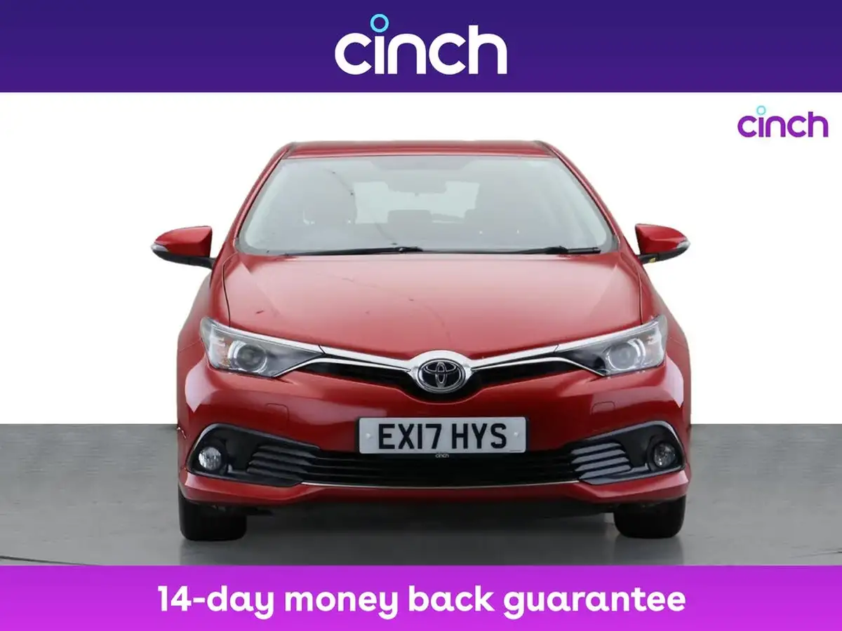 2017-toyota-auris-12t-business-edition-hatchback-big-1