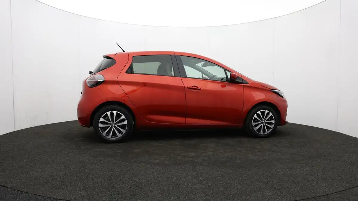 2022-renault-zoe-e-gt-line-big-39