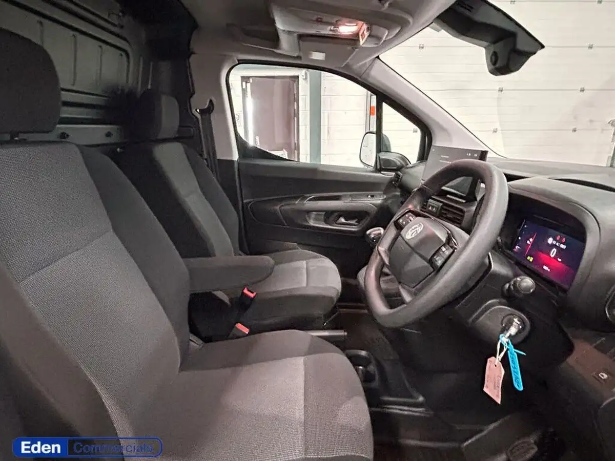 2024-vauxhall-combo-15cdti-prime-100pseu6e-big-16