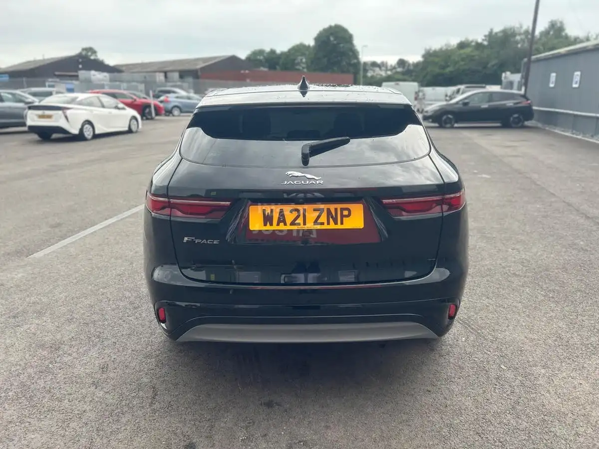 2021-jaguar-f-pace-20-d200-r-dynamic-se-mhev-big-3
