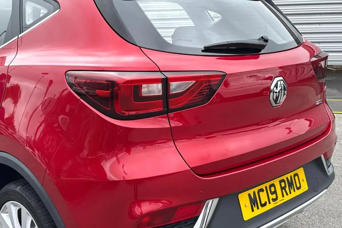 2019-mg-zs-suv-15-vti-tech-excite-105bhp-big-14