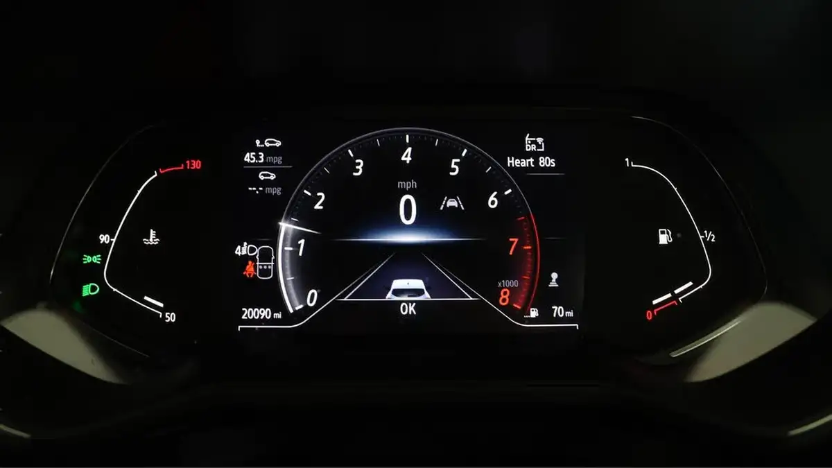 2021-renault-clio-10-tce-rs-line-100bhp-big-10