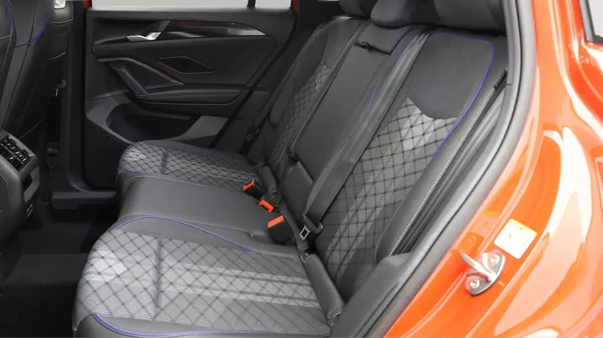 2024-volkswagen-tiguan-15-etsi-r-line-big-16