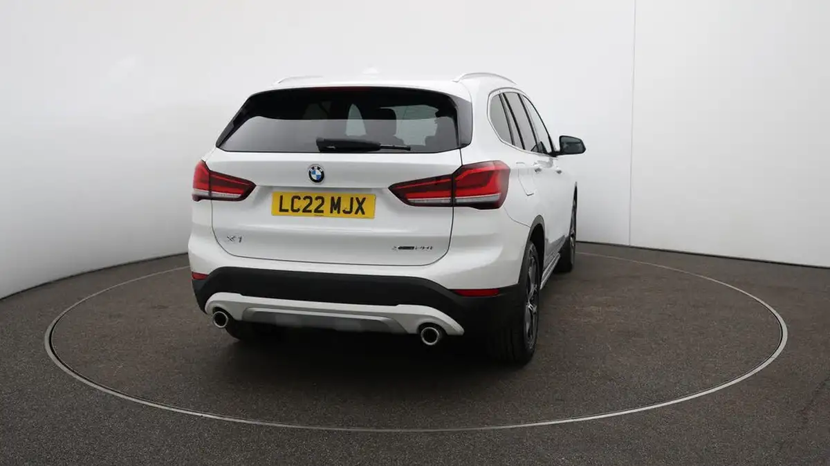 2022-bmw-x1-20-xdrive20i-xline-big-58