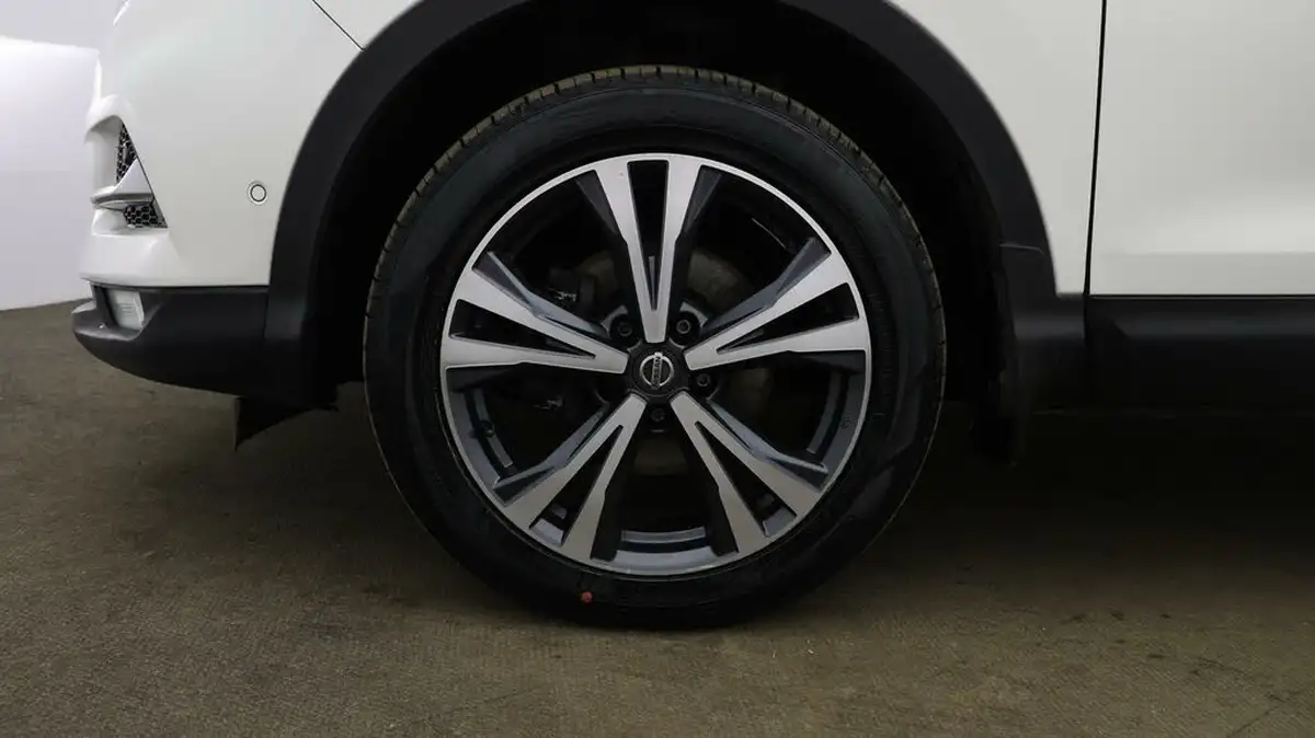 2018-nissan-qashqai-16dci-tekna-4x4-big-17