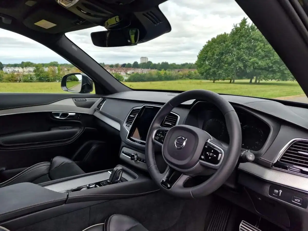 2021-volvo-xc90-20td-b5-r-design-big-8