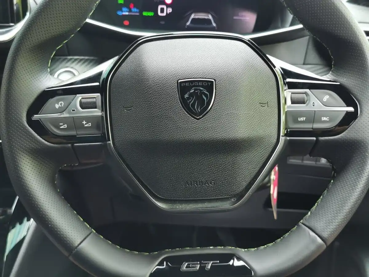 2024-peugeot-208-e-gt-156ps-51kwh-big-15