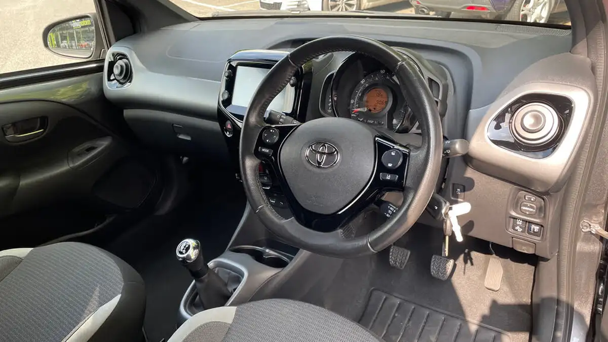 2022-toyota-aygo-10-vvt-i-x-trend-tss-big-8