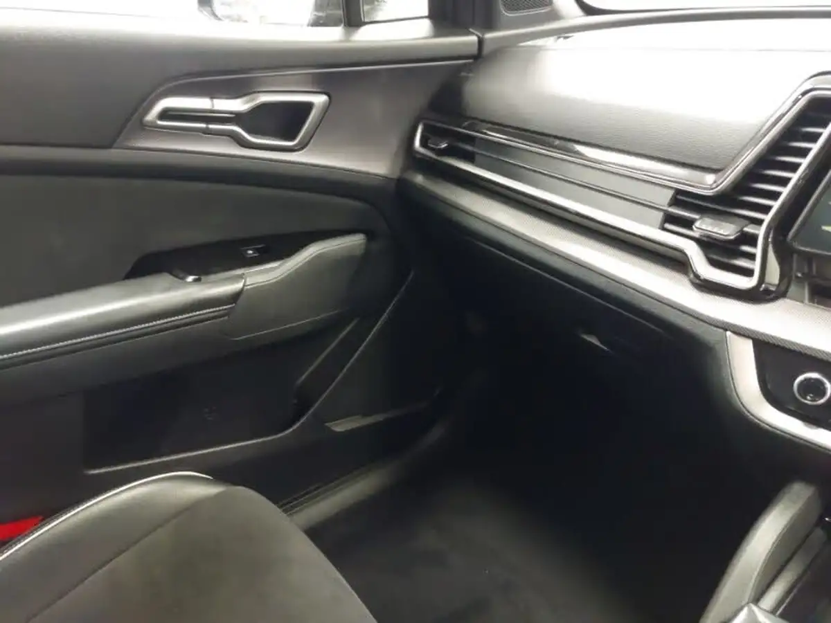 2022-kia-sportage-16-t-gdi-gt-line-261bhp-awd-phev-1598cc-auto-big-10
