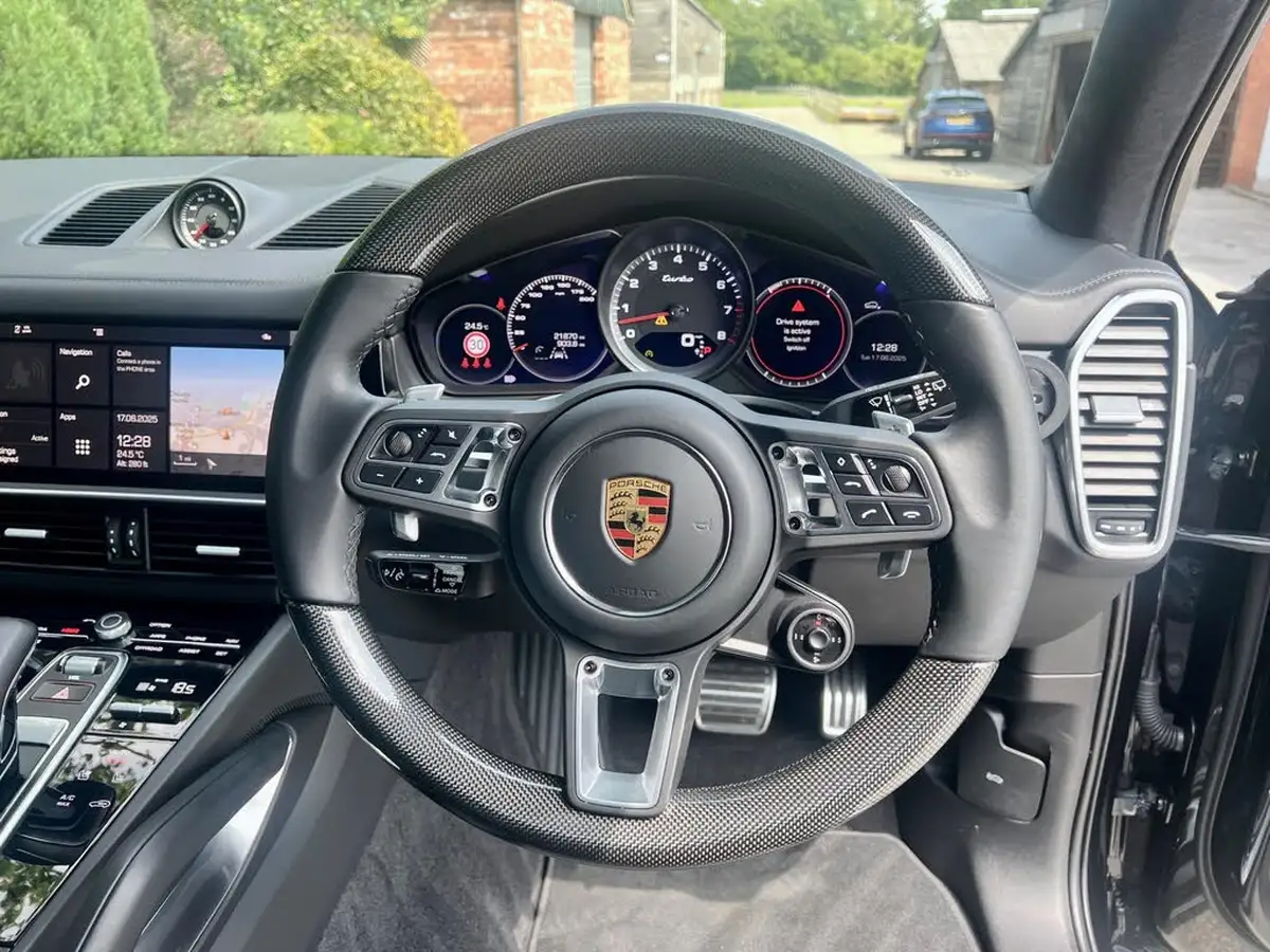 2020-porsche-cayenne-40-v8-turbo-station-wagon-big-23