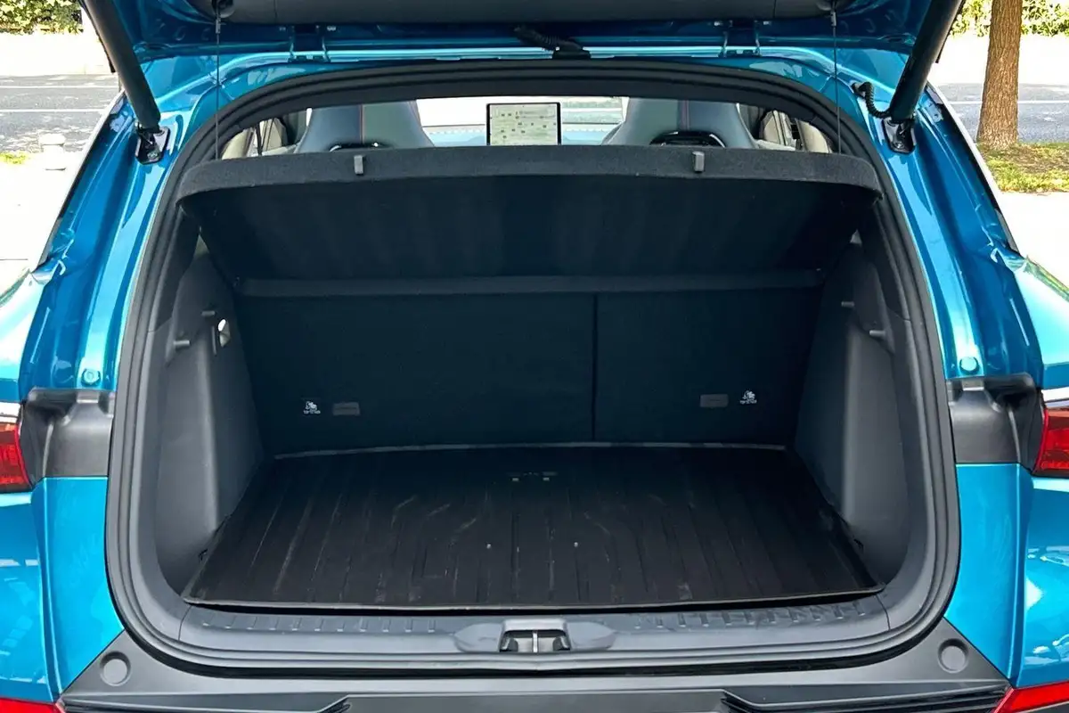 2024-byd-atto-3-e-design-big-38