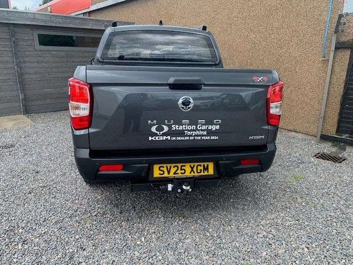 2025-kgm-ssangyong-musso-22td-saracen-202pseu6e-4wd-big-5