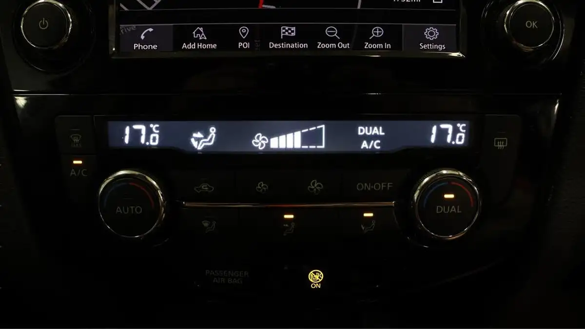 2020-nissan-qashqai-13-dig-t-n-connecta-140ps-big-12