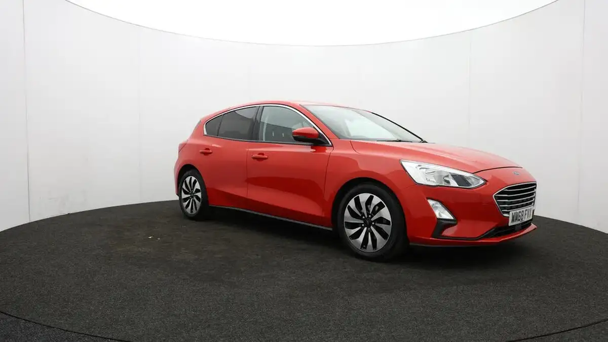 2018-ford-focus-10t-zetec-125ps-hatchback-big-47