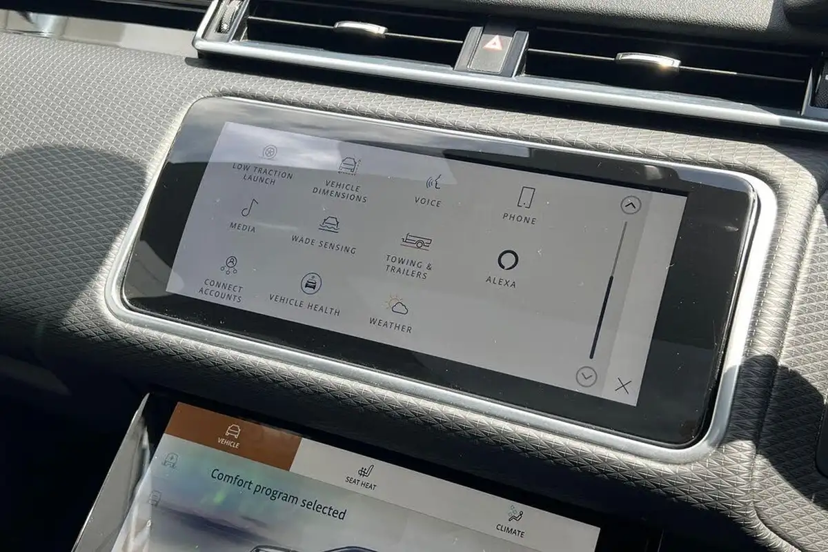 2021-land-rover-range-rover-velar-big-58