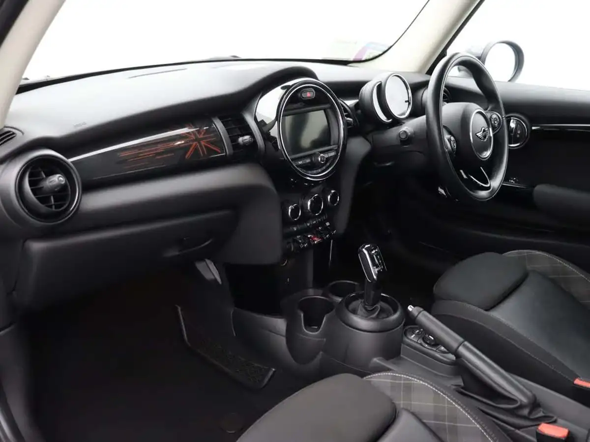 2018-mini-cooper-15-cooper-ss-hatchback-3d-auto-big-10