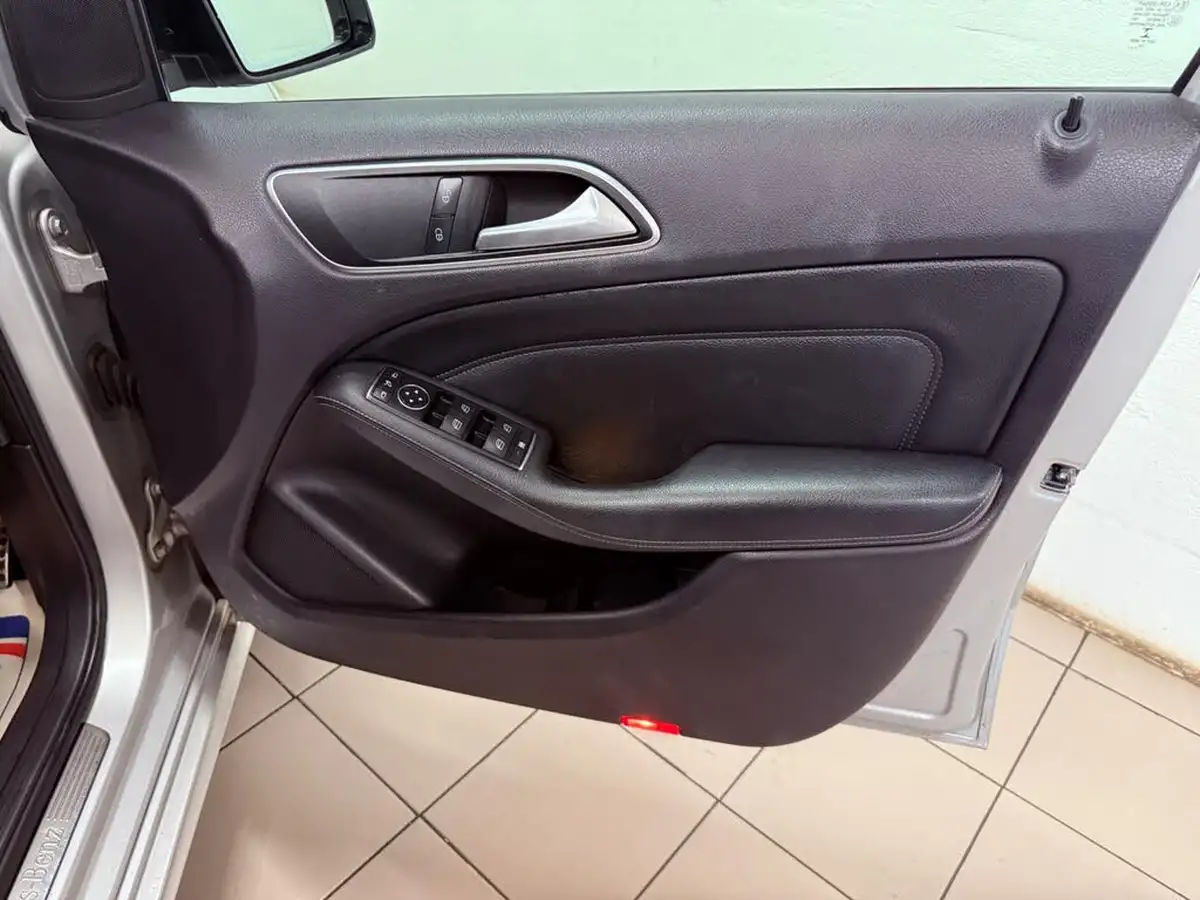 2014-mercedes-benz-b-class-18-cdi-b180-sport-big-21