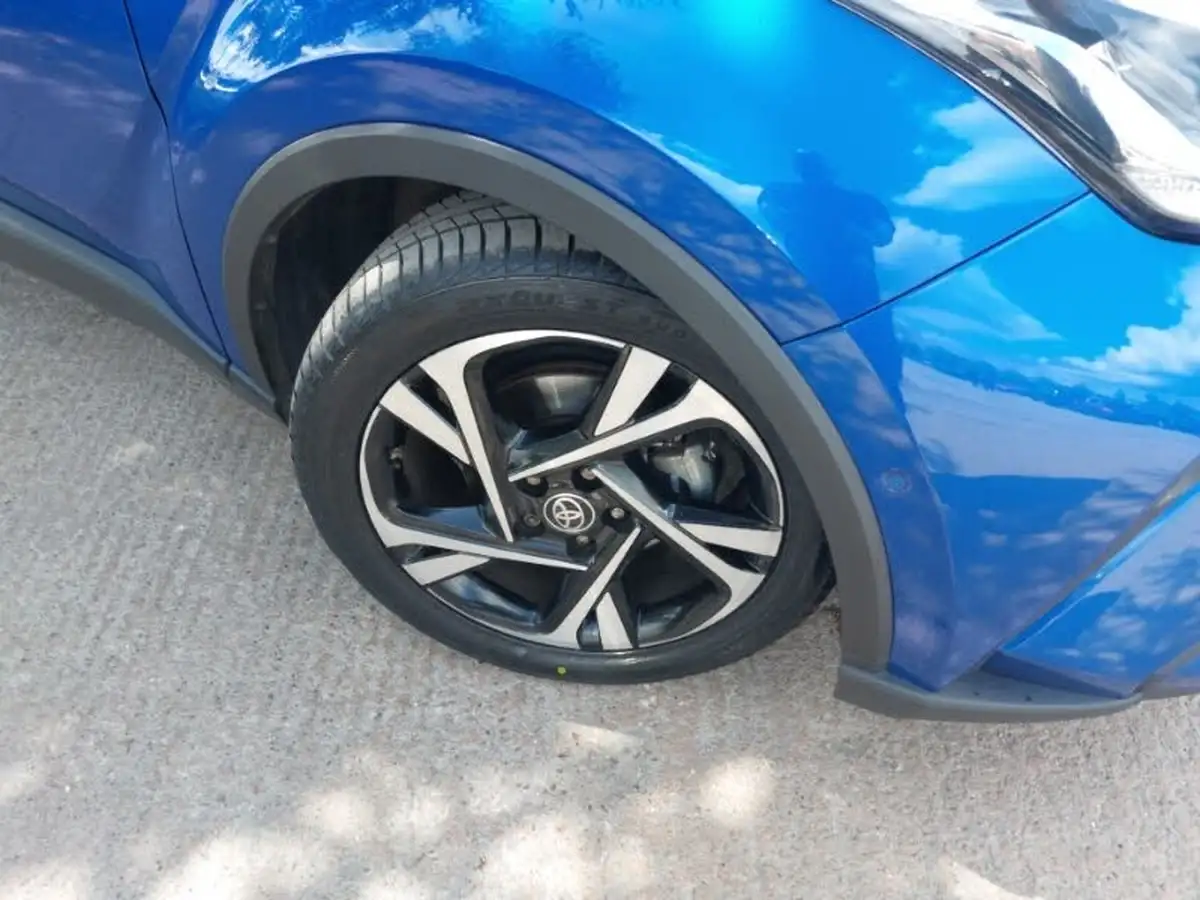 2022-toyota-c-hr-20-vvt-i-design-big-8