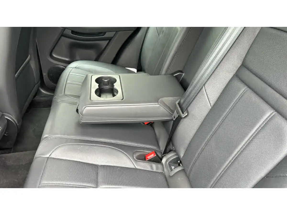 2024-land-rover-range-rover-evoque-15-p300e-s-big-38