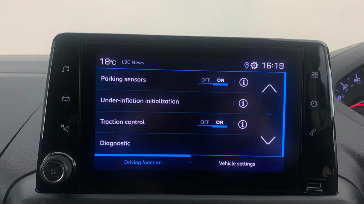 2022-peugeot-partner-15-bluehdi-1000-professional-premium-100pseu6d-big-26