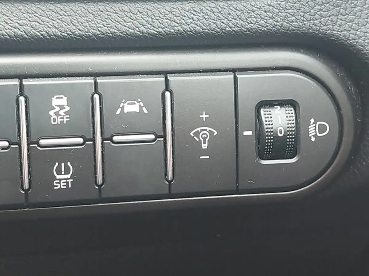2020-kia-ceed-16crdi-3-114bhp-sportswagon-big-11