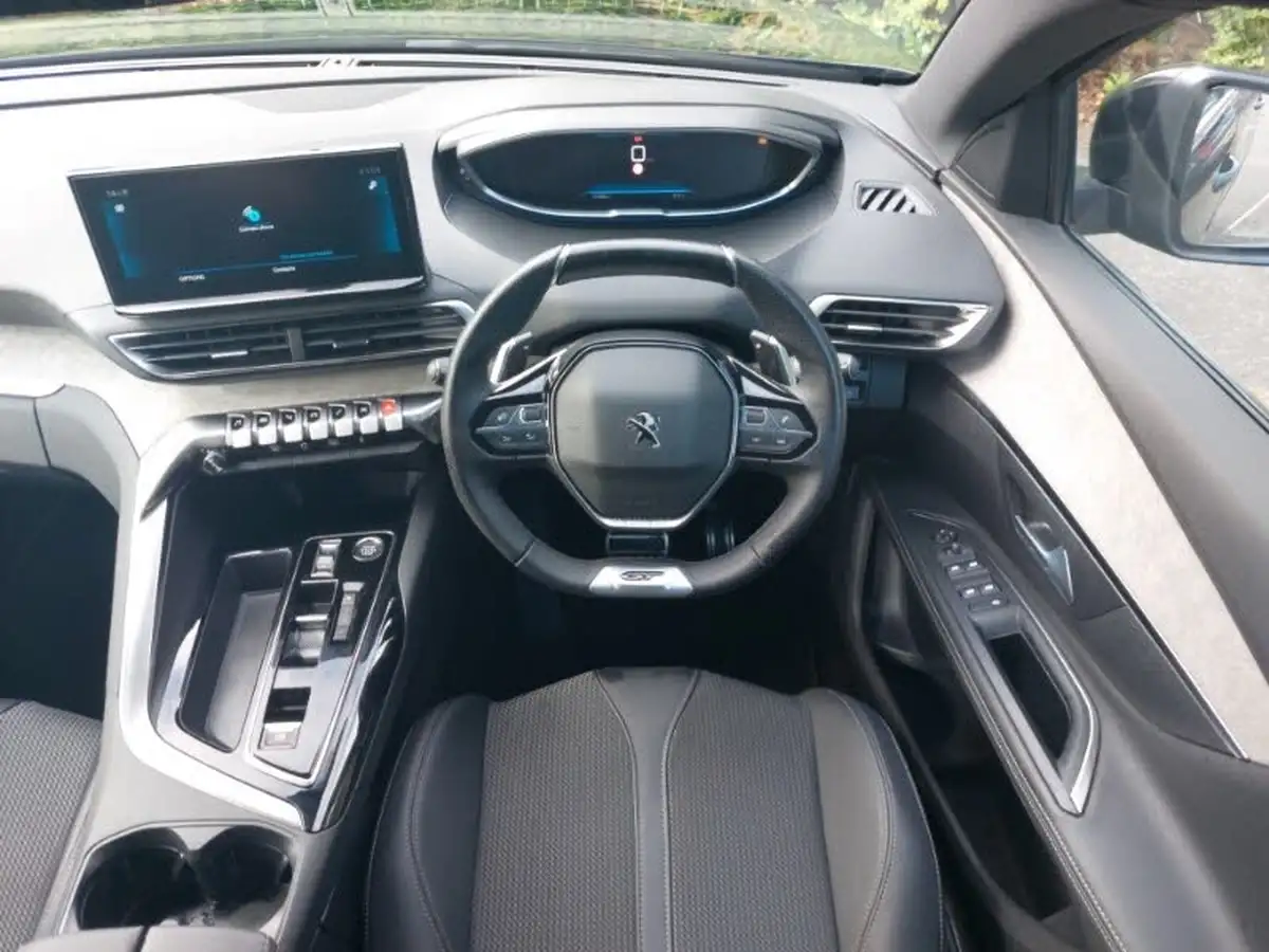 2024-peugeot-5008-suv-15-bluehdi-gt-130ps-big-6