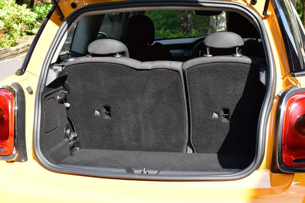 2014-mini-cooper-15-cooper-3d-auto-big-19