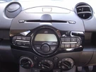 2011-mazda-mazda2-13-ts2-5d-small-32