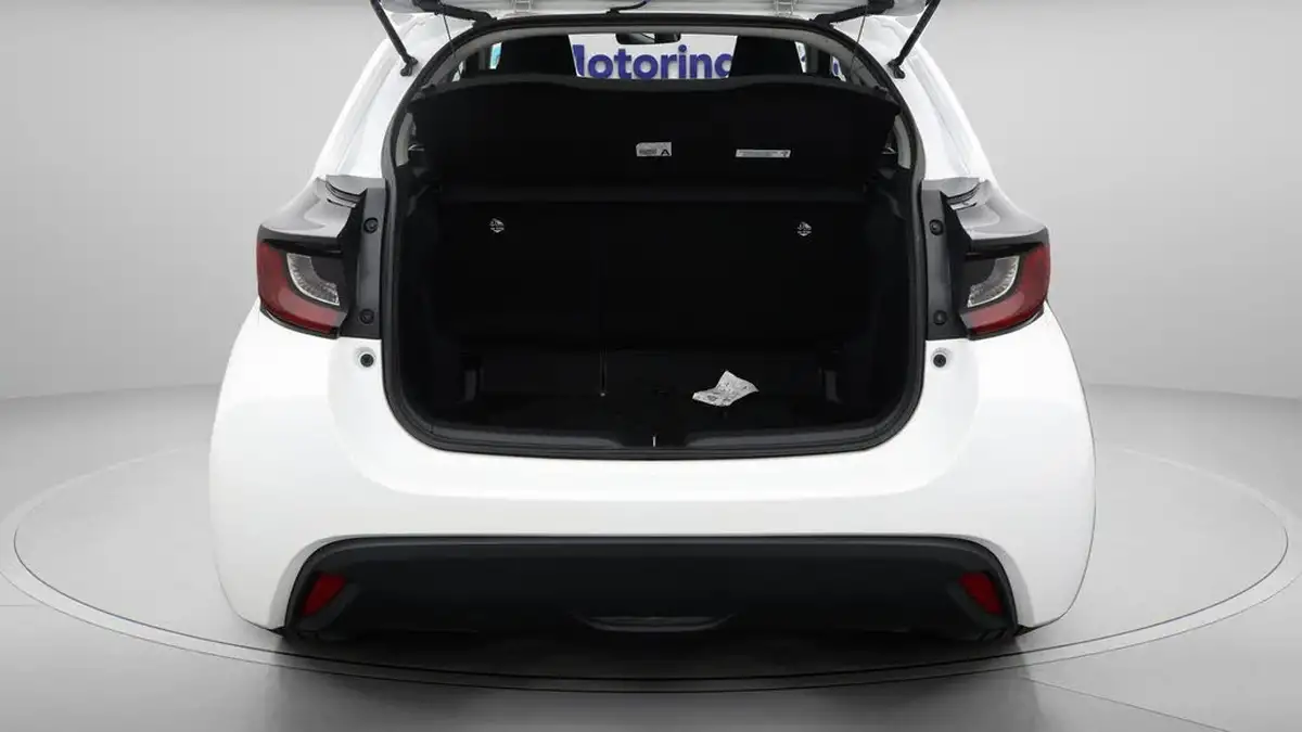 2022-toyota-yaris-15-vvt-i-icon-big-17