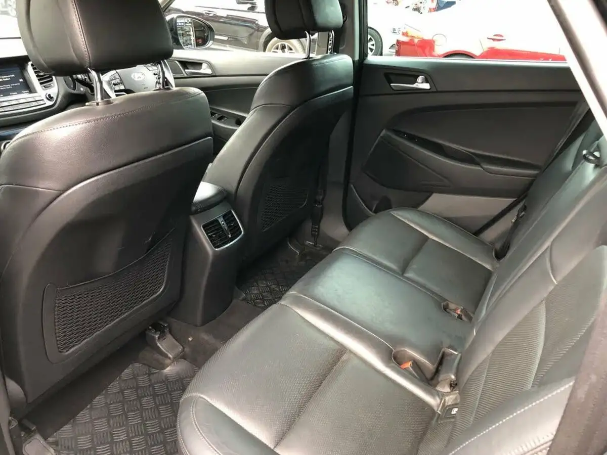 2015-hyundai-tucson-20crdi-premium-136ps-big-30