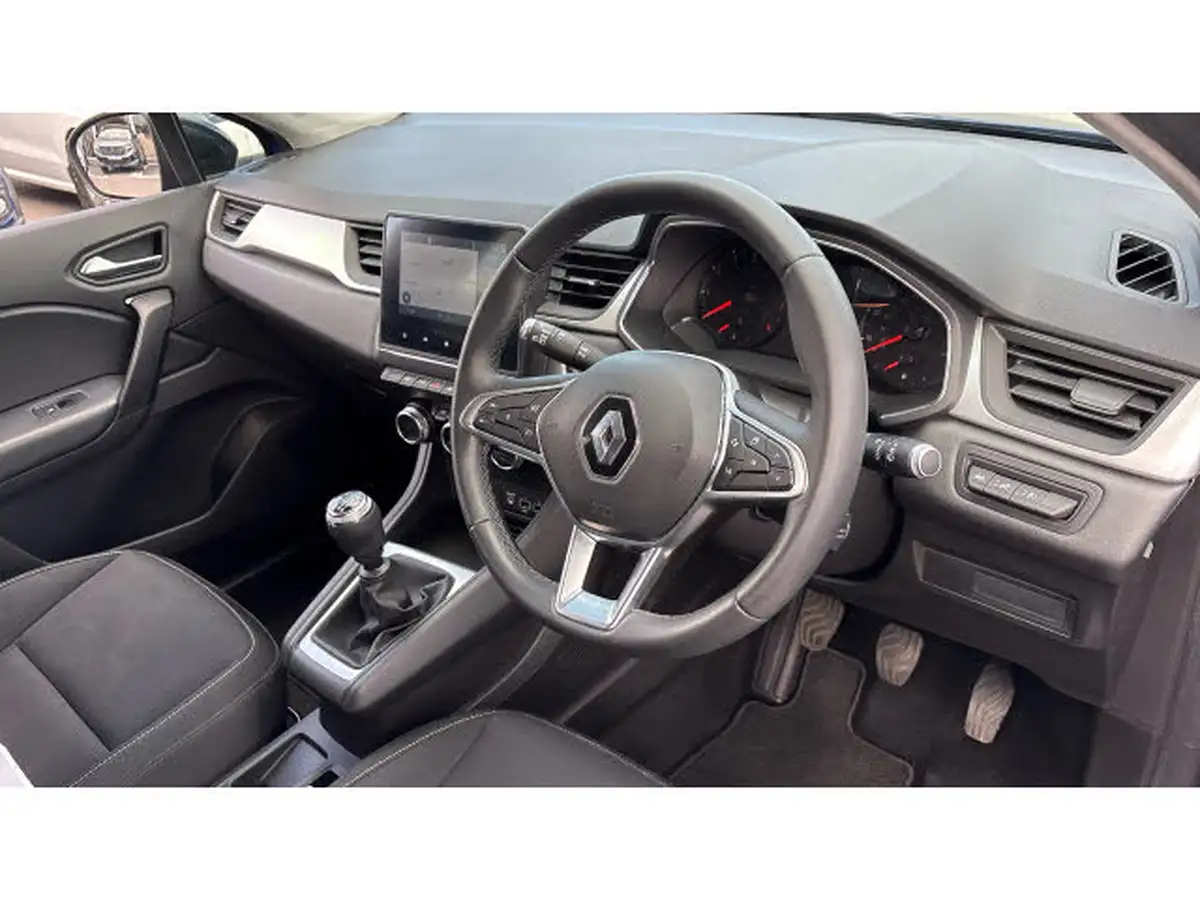 2021-renault-captur-13-tce-iconic-140ps-big-10