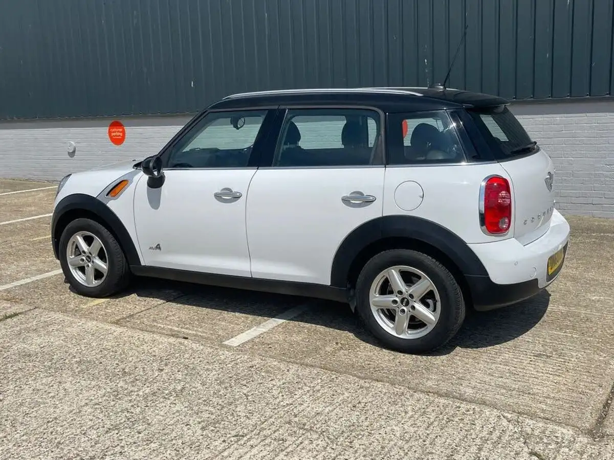 2013-mini-countryman-16td-cooper-big-62