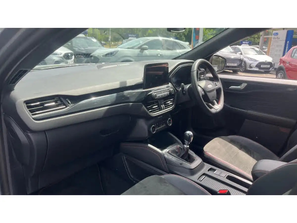 2023-ford-kuga-15t-black-package-edition-big-8