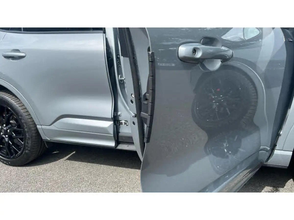 2023-ford-kuga-15t-black-package-edition-big-36